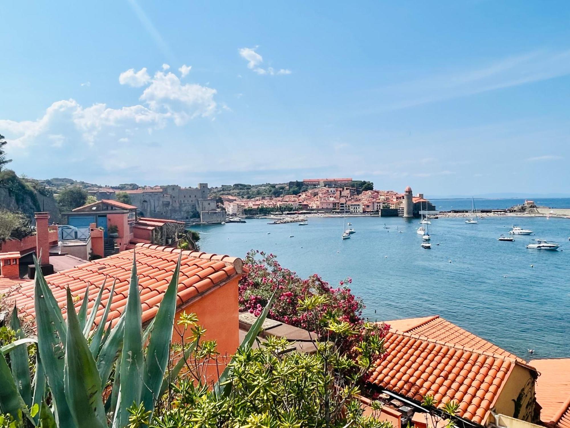 Vue Exceptionnelle Sur La Baie De Appartement Collioure